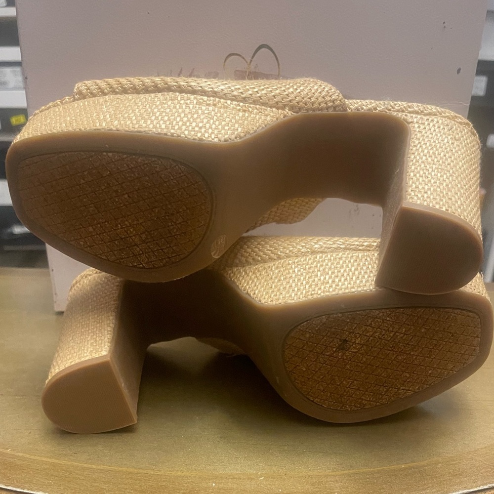 Platform Mule - Picture 3 of 3